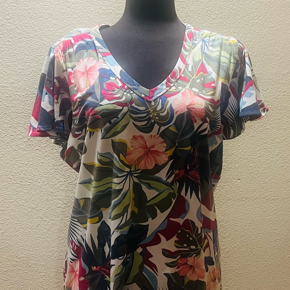 Chico's Multicolor Floral Short Sleeve Tee with Flounce Sleeves